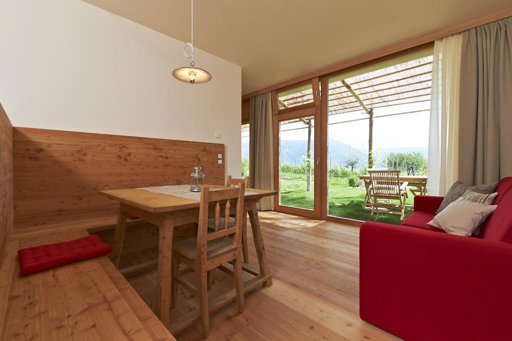 Apartament Weingut Stuck Appiano Sulla Strada Del Vino Pokój zdjęcie